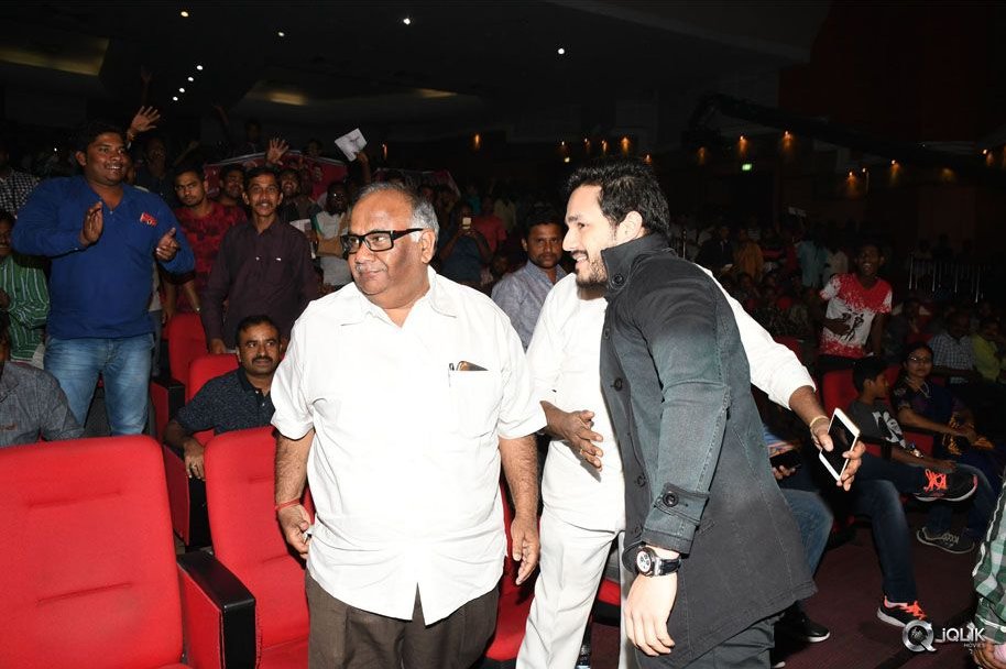 Aatadukundam-Raa-Movie-Audio-Function